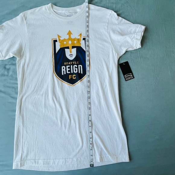 NWT Flaw Seattle Reign FC Men's SRFC Shield Origins White Short Sleeve Shirt - Picture 11 of 11